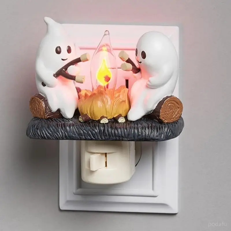 Halloween Resin Figurine Wall Outlet Lamp, Flickering Flame Effect, DC Powered Night Light, for Home Decor, Indoor Use